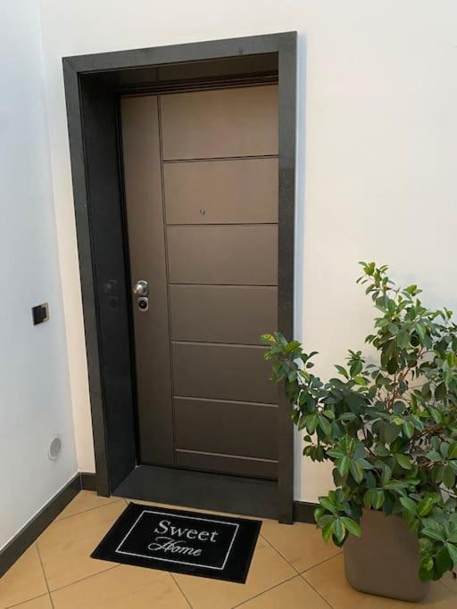Casa Vacanza Lareggia Con Garage San Prisco Екстериор снимка